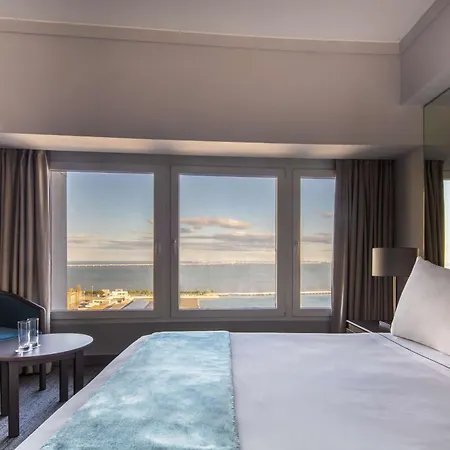 Tivoli Oriente Hotel 4*