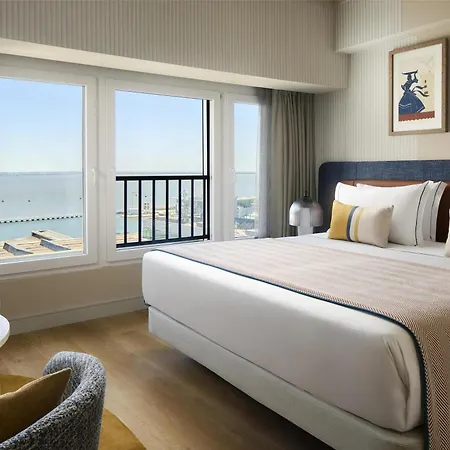 Hotell Tivoli Oriente 4*