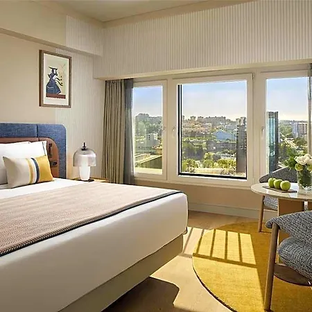 Tivoli Oriente Hotel 4*
